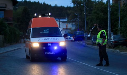 Инцидент в Кюстендил – водач на лек автомобил почина зад волана - 1