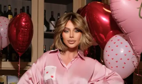 Светлана Василева започна да вае тяло с бокс и силови тренировки - 1