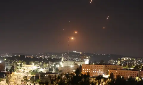 Iranian Army to Israel: If Trump Strikes Us, We Will Bomb Tel Aviv Brutally  - 1