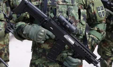 Нелегални мигранти са открили огън срещу сръбската гранична полиция - 1