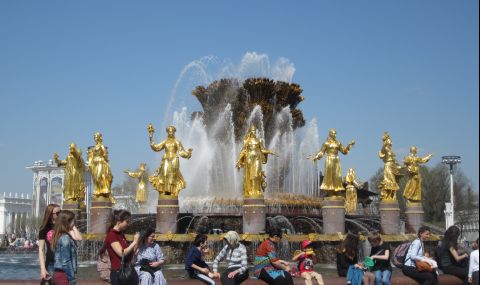 Спад в доходите на населението на Русия с 6,8% през 2022 г.  - 1