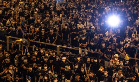 Протестите в Хонконг не спират - 1