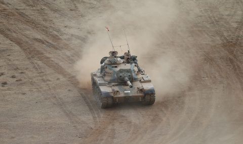 Турската армия заплаши, че ще влезе в своя съседна държава - 1