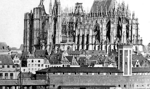 Cologne Cathedral is completed after 632 years of construction - 1