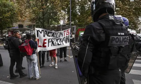 Наполеон - ракетоносител на комунизма! - 1