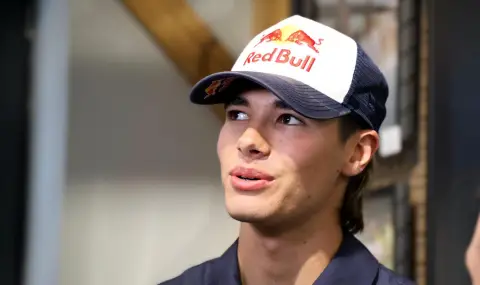 Никола Цолов няма да може да използва своя любим №12 за дебюта във Формула 2 - 1