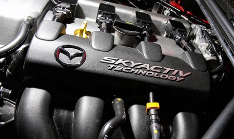 Mazda разработва бензинов двигател без свещи - 1