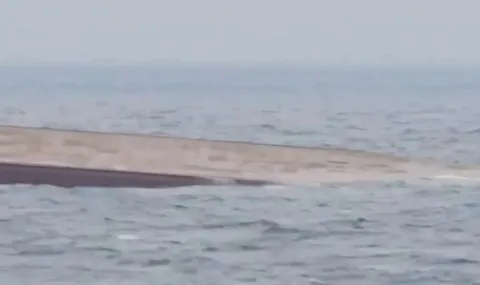 „Хорив“ потъна частично край Шабла, ударен от дронове - 1