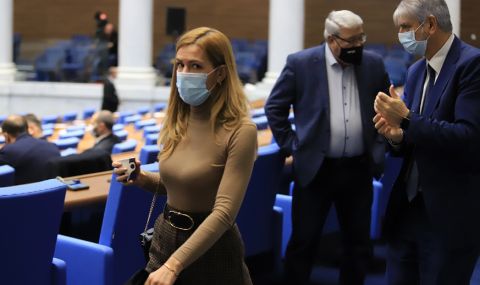 Парламентът прие на първо чете промени в Закона за личната помощ - 1