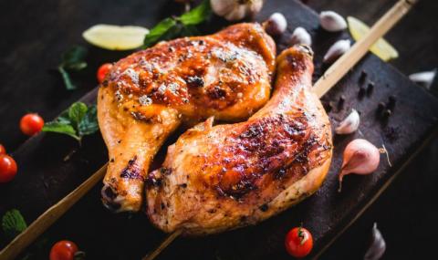 Рецепта на деня: Пилешки бутчета с чесново-меден сос - 1