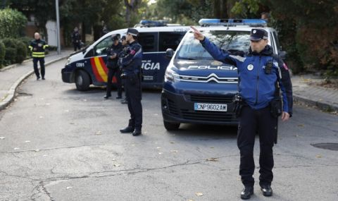 Евакуираха Министерството на отбраната на Испания заради фалшиви писма-бомби - 1