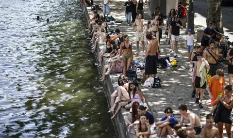 New heatwave threatens France: funeral homes around Paris are working at their limits  - 1