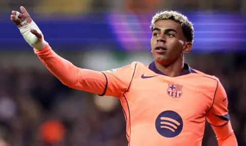 Вълна от критики: Ламин Ямал купонясва в нощно заведение по време на възстановяването си - 1