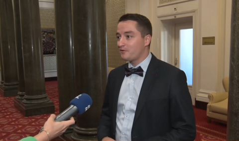 Божанков: Ние сме за орязване правомощията на гл. прокурор, който пак се опита да "изпере" Борисов - 1