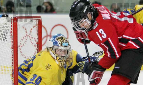 Швейцария взе бронза в хокея при жените - 1