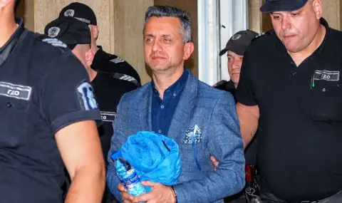 Съдът пак ще гледа мярката на шефа на митницата в Пловдив - 1