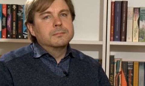 Руски писател: Путин е специално обучен да създава и продава страхове - 1