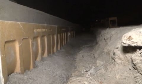 Срутване на 40 метра бетон в тунела „Ечемишка“ - 1