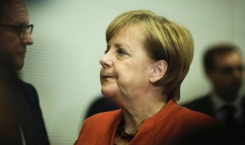 Меркел: Няма да подавам оставка - 1
