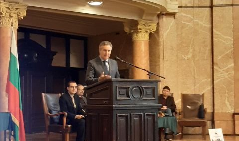 В СУ „Св. Кл. Охридски“ се проведе конференция по повод международния ден на свободата на печата - 1
