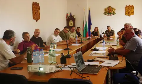 Борино ще бъде първата община в България с план за мирно съжителство с мечките - 1