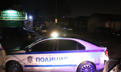 Екшън в Ботевград: Масов бой с дървени колове между две ромски фамилии вкара четирима в болница - 1
