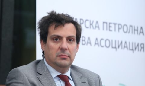 Светослав Бенчев: Трудно ще се справим без работеща в България рафинерия - 1