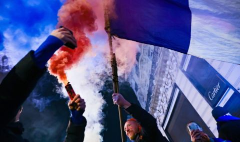 В Париж арестуваха група от крайни ултраси - 1