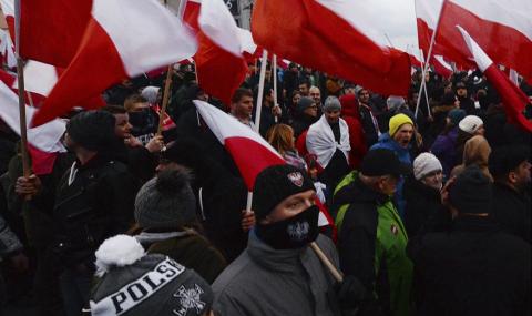 60 000 националисти маршируваха в Полша - 1