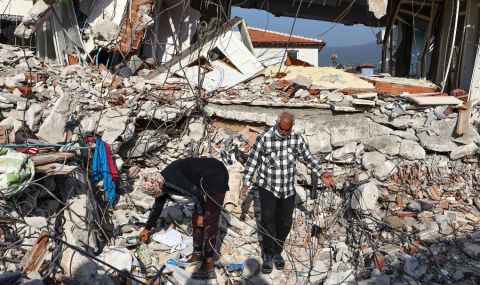 Жертвите от земетресенията в Турция са над 49 550 души - 1