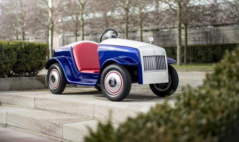 Rolls-Royce възстанови първата си електрическа кола - 1