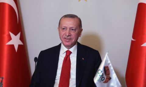 Ердоган каза как Турция ще излезе от кризата - 1
