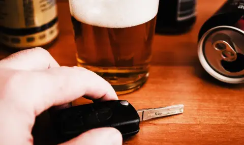 Six months suspended for the father who persuaded his son to drive drunk and without a license  - 1