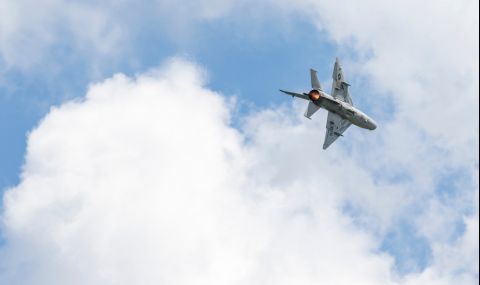 Румъния спря полетите с МиГ-21 - 1