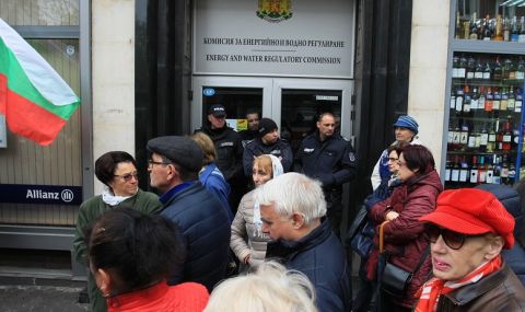 Граждани: Ще ни вдигнат цената на водата с 9%, на тока също  - 1