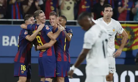 Барселона разгроми Валенсия пред рекордно малка публика  - 1