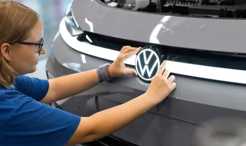 Volkswagen уволнява 50 хиляди служители и съкращава моделите си наполовина - 1