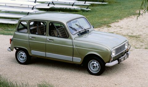 От пренасяне на бали слама до чанти за голф: хечбекът, който предизвика революция в Renault - 1