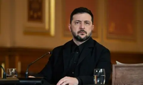 Zelensky to the Financial Times: The Russians are playing with Trump and the whole world, I want an exact date for our a - 1