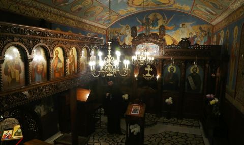 Църквите останаха празни - 1