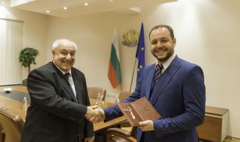 Сандов: Ще докажа, че опазването на околната среда вече е приоритет на правителството - 1