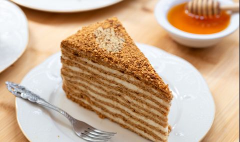 Рецепта на деня: Торта "Медовик" - 1