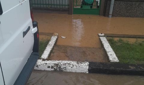 Продължава частичното бедствено положение в област Враца - 1