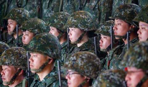 Китайските сили проведоха мащабно учение до Тайван - 1