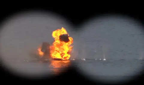 Iran has already hit 10 tankers and has full control of the Strait of Hormuz  - 1