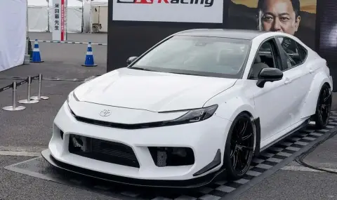 Toyota извади първата в света 7-цилиндрова лимузина - 1