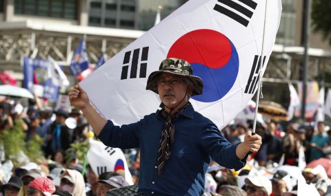 Кандидатът на опозицията фаворит в Южна Корея - 1
