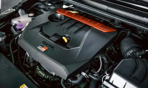 Наточената Corolla GR може да се откаже от трицилиндровия си двигател в полза на по-голям четирицилиндров - 1