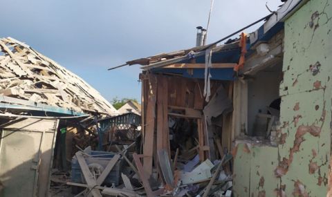 "Украинская правда": Тази нощ Русия нанесе 40 удара на Сумска област - 1