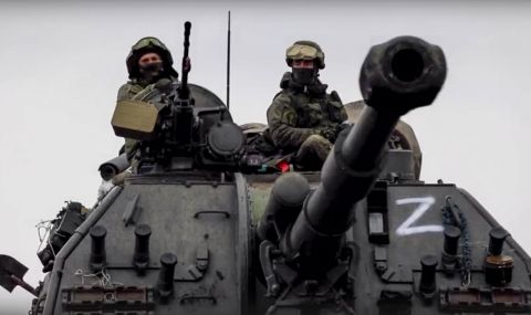 По руски танкове, автомобили, лица и дрехи: какво се знае за зловещия символ Z? - 1
